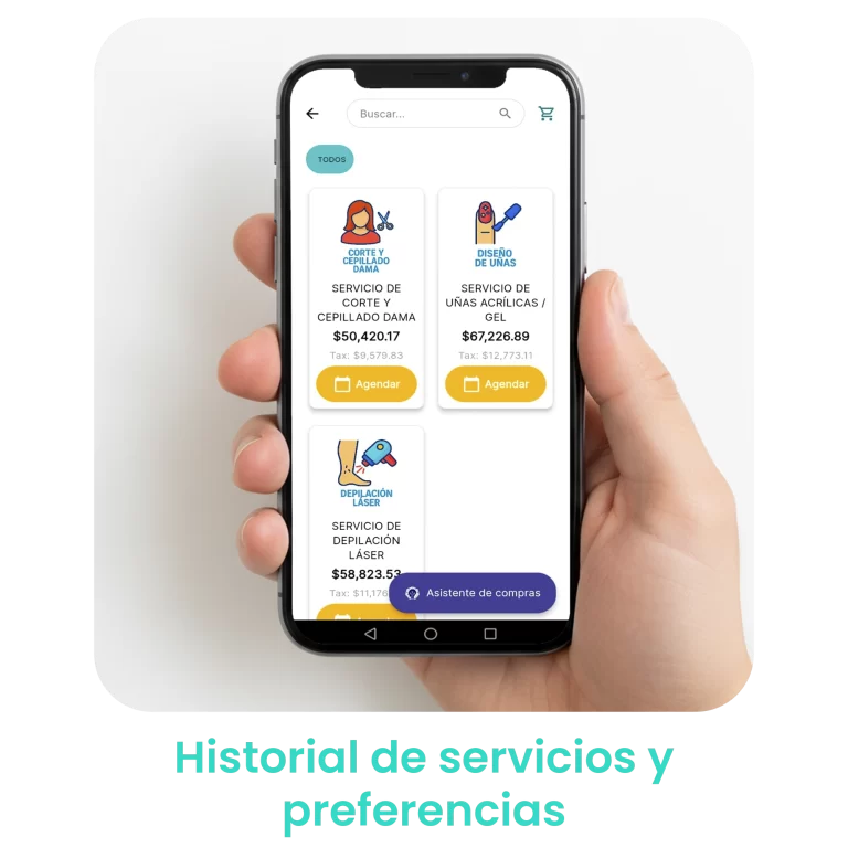 Mano sosteniendo un smartphone que muestra el catálogo de servicios realizados y las preferencias guardadas del cliente.